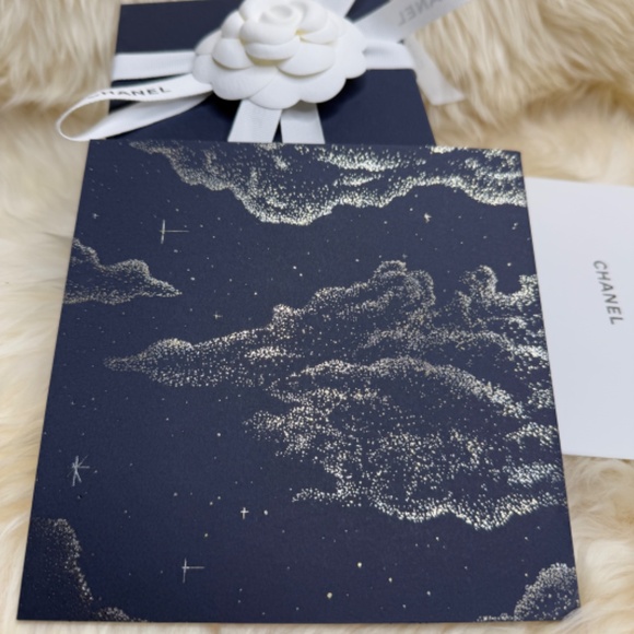 NEW Chanel Moon Paper Weight And Moon Autumn Festival Card RARE - Picture 8 of 9